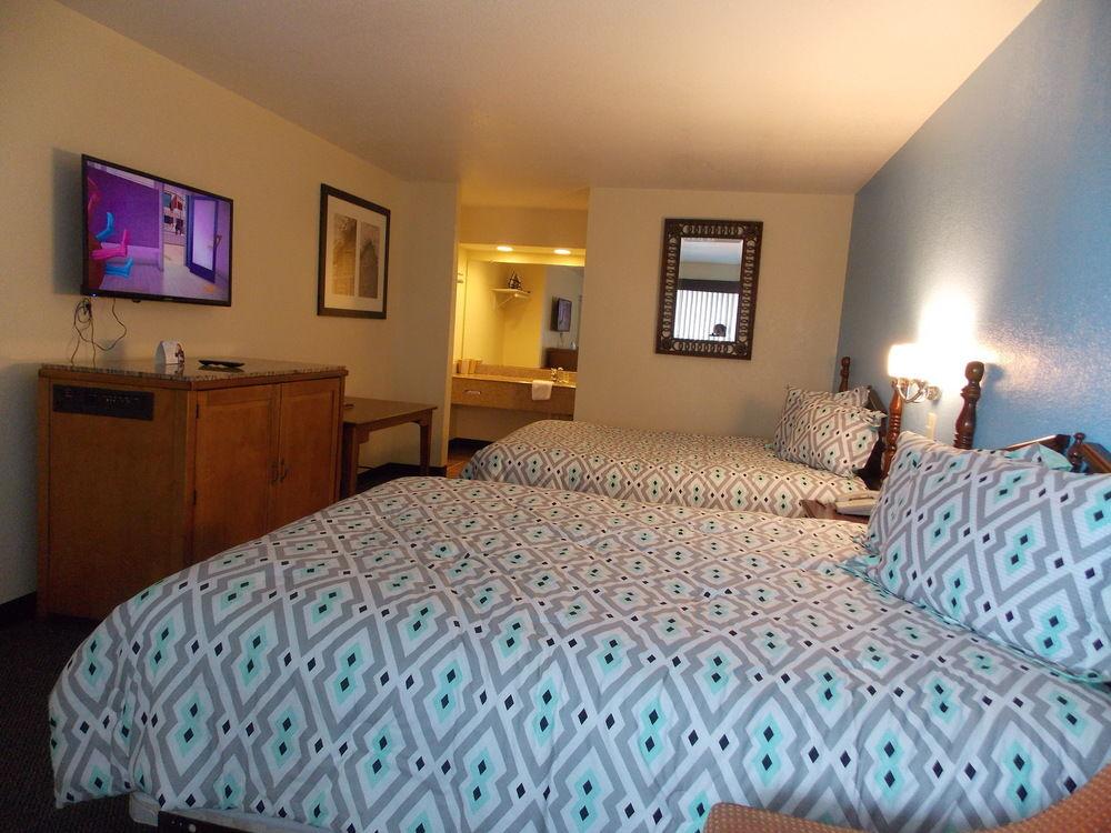 Econo Lodge Inn & Suites Downtown Сан Антонио Екстериор снимка