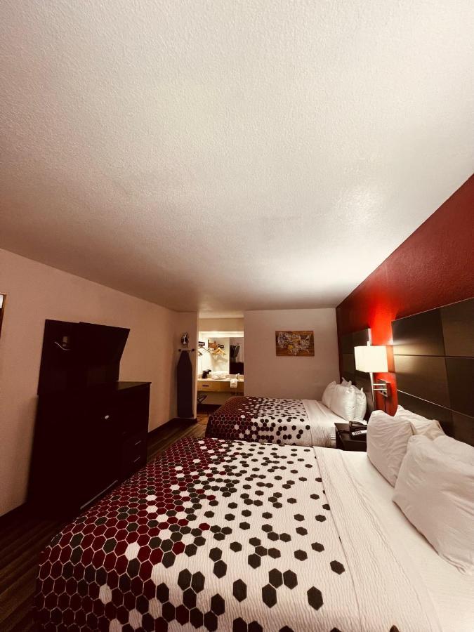 Econo Lodge Inn & Suites Downtown Сан Антонио Екстериор снимка